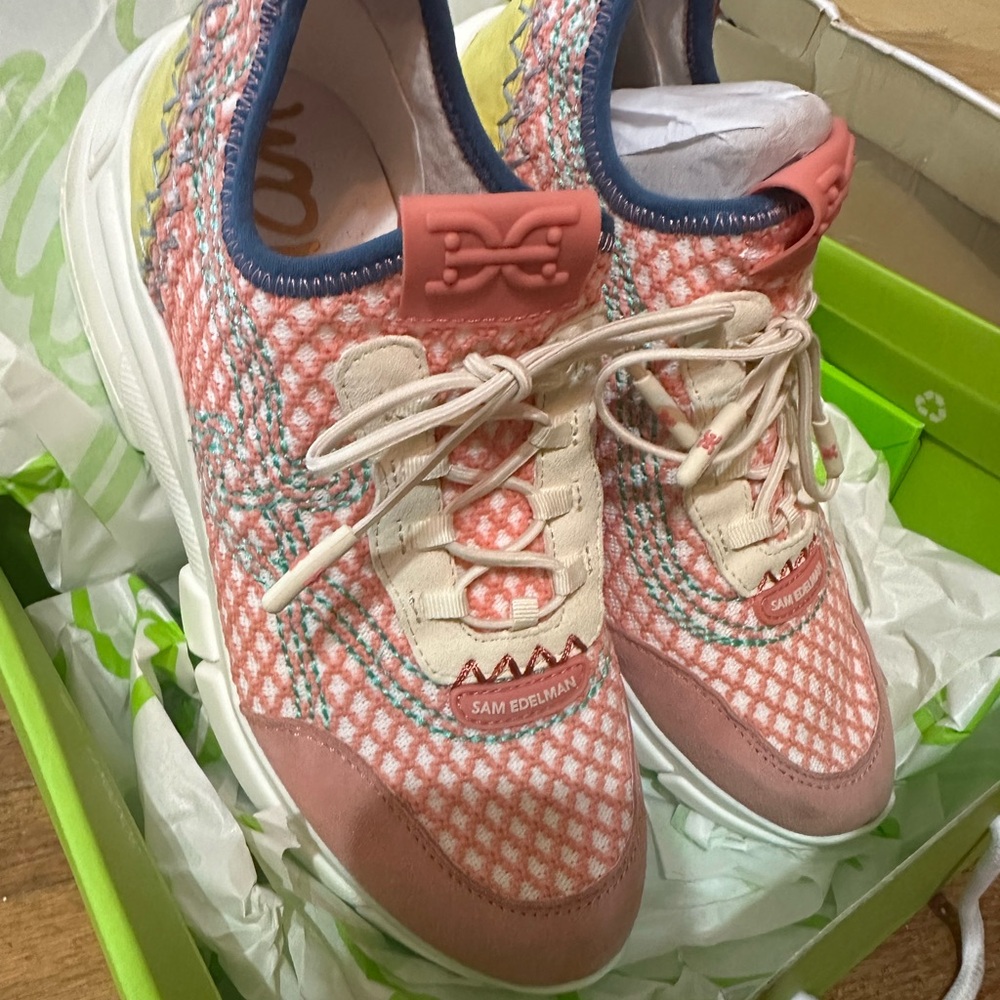 Sam Edelman Sneakers size 5.5